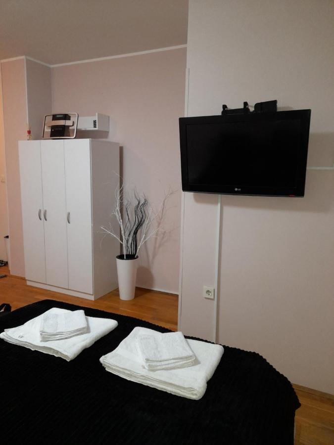 Apartman Aurora Újvidék Kültér fotó